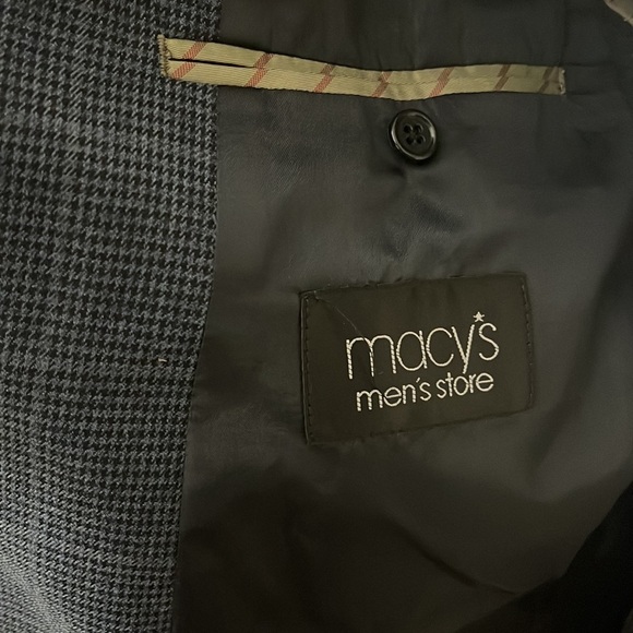 IZOD men separate suit jacket - Picture 10 of 13